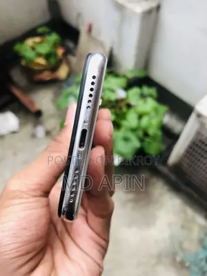 Apple iPhone X 256 GB White