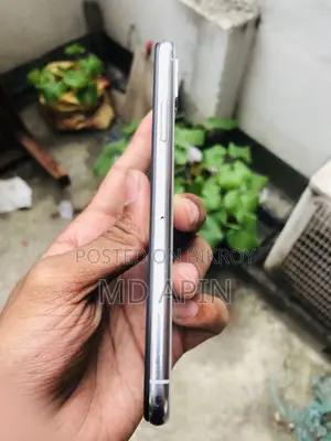 Apple iPhone X 256 GB White