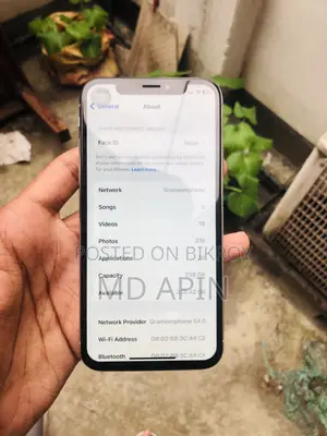 Apple iPhone X 256 GB White