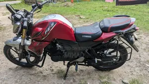 Yamaha FZS V2 2017 Red