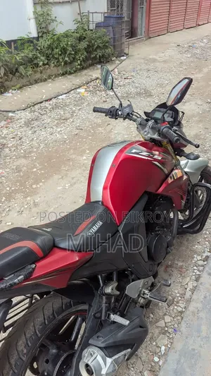 Yamaha FZS V2 2017 Red