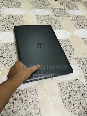 ল্যাপটপ ডেল ৮জিবি ইন্টেল কোর আই৩ এসএসডি ২৫৬জিবি