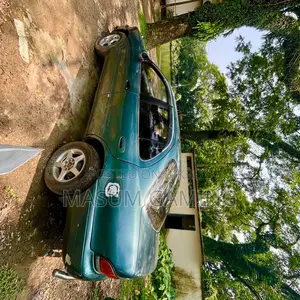 টয়োটা স্প্রিন্টার ১৯৯৩ নীল