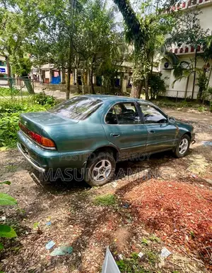 টয়োটা স্প্রিন্টার ১৯৯৩ নীল