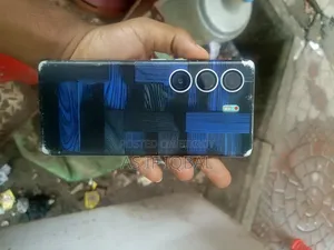 টেকনো ক্যামন ৪০ ১২৮ জিবি সবুজ