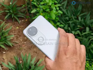 ভিভো টি৪আর ১২৮ জিবি হোয়াইট