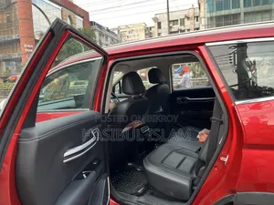 Proton X70 2023 Red