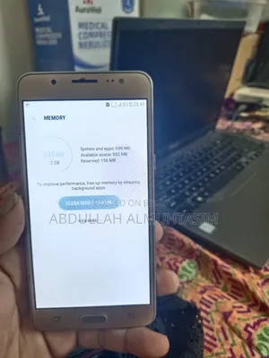 Samsung Galaxy J5 16 GB Gold