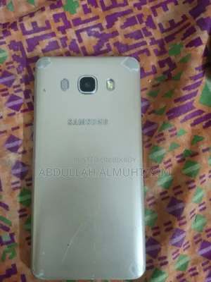 Samsung Galaxy J5 16 GB Gold
