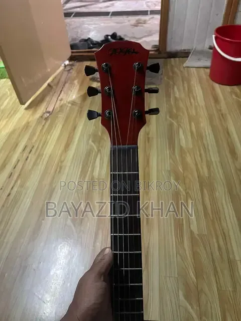 গিটারটি সেল করা হবে। একদম ফ্রেশ কনডিশন।