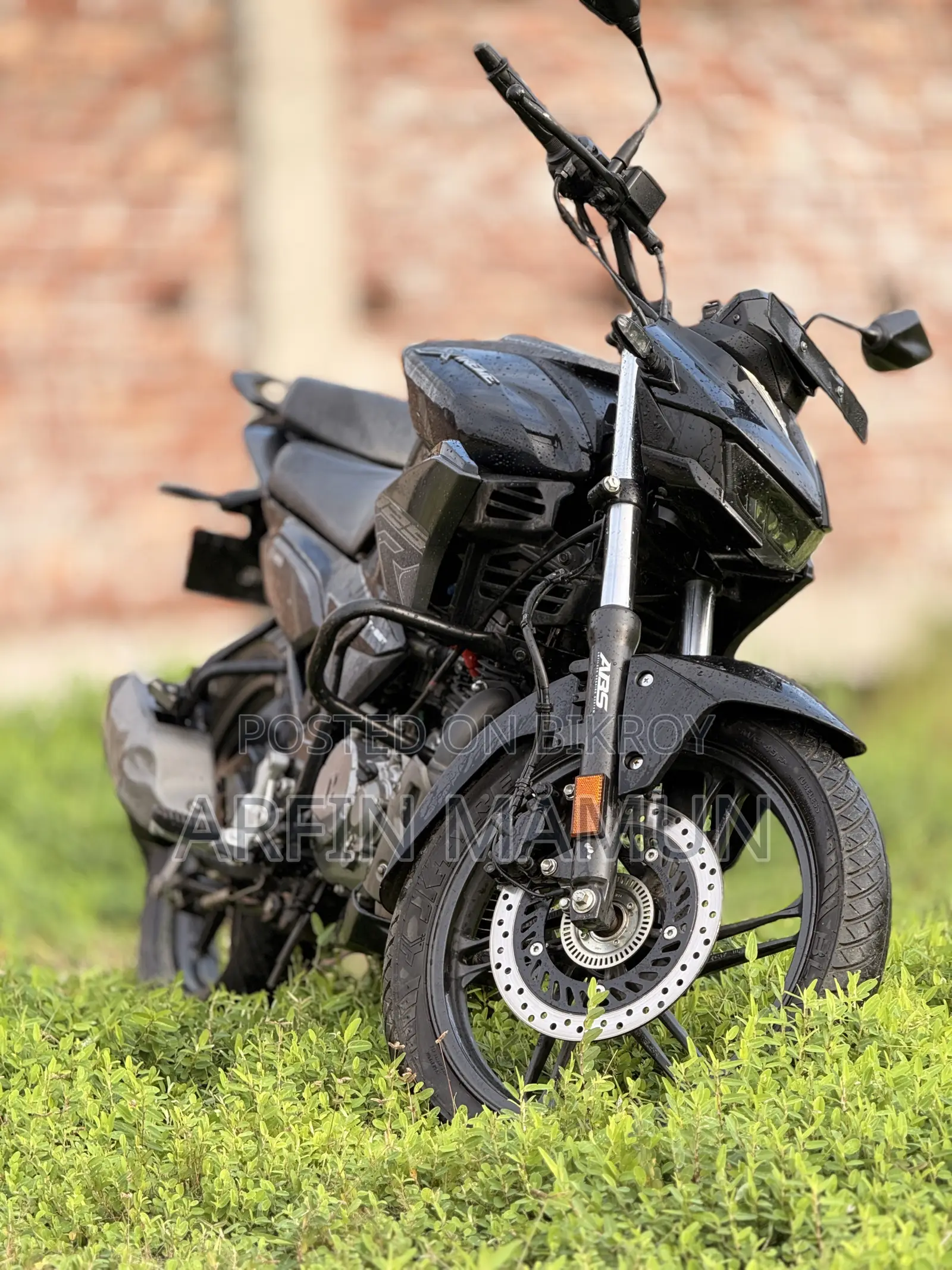 Hero Xtreme 125R 2025 Black