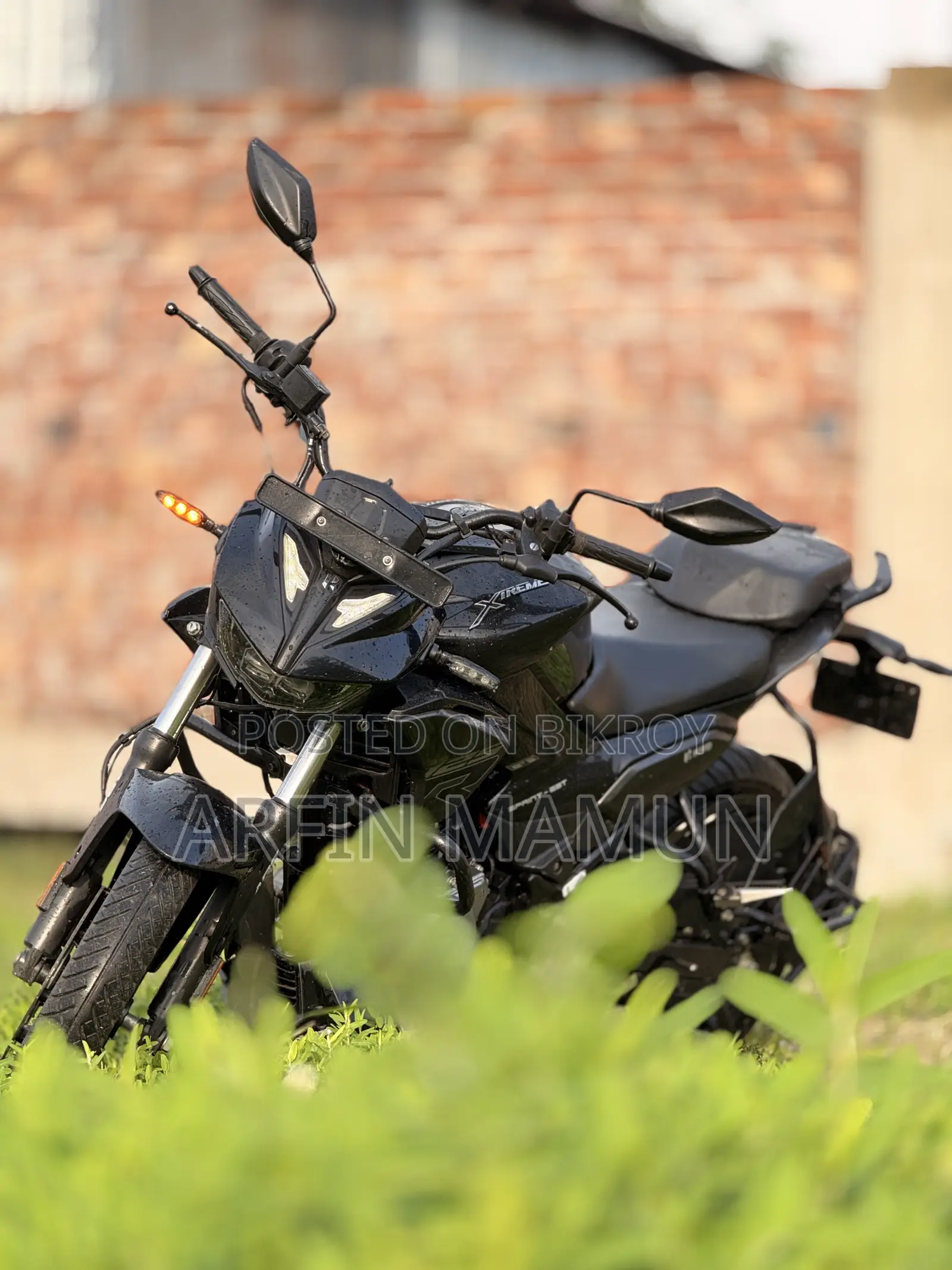 Hero Xtreme 125R 2025 Black