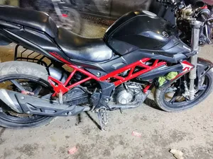 বেনেলি টিএনটি ২০১৮ কালো