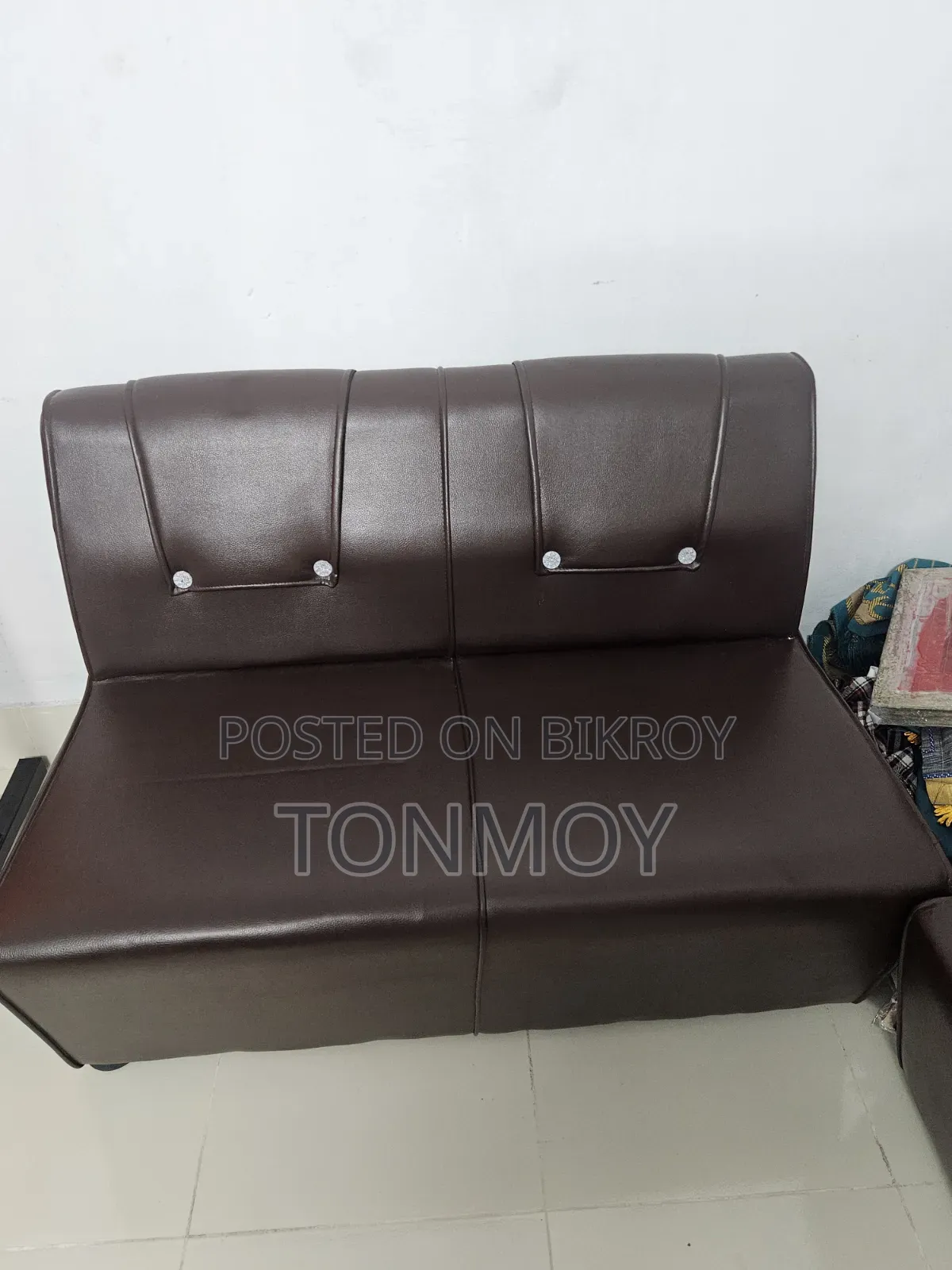 Brand New Condition Sofa — Urgent Sale