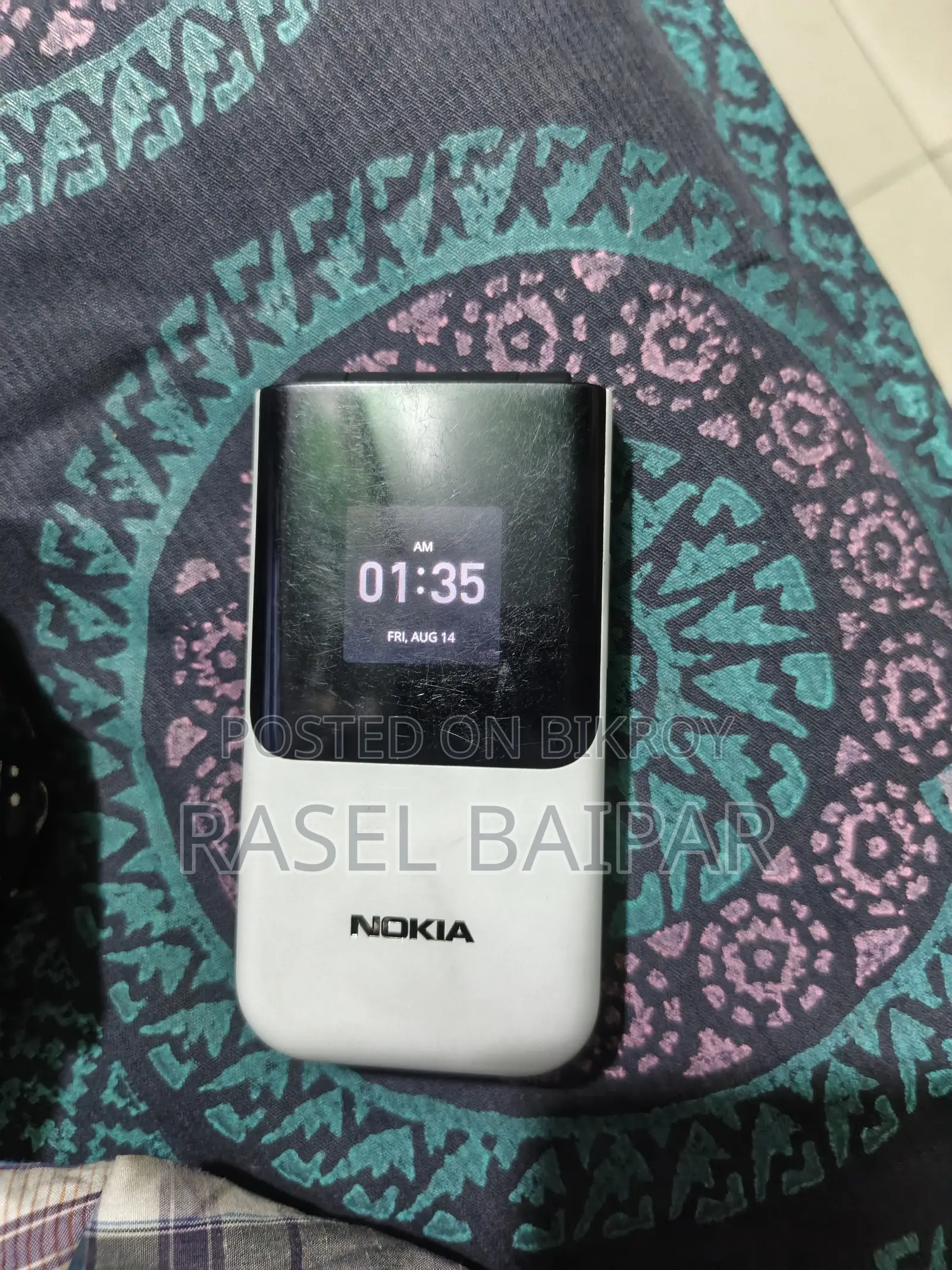 Nokia 2720 Flip 512 GB White