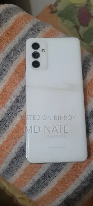 Samsung Galaxy A82 5G (Galaxy Quantum 2) 128 GB White