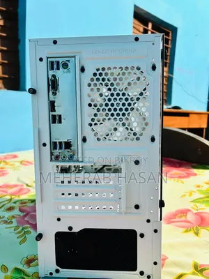 Desktop Computer 16GB AMD Ryzen 5 SSD 256GB