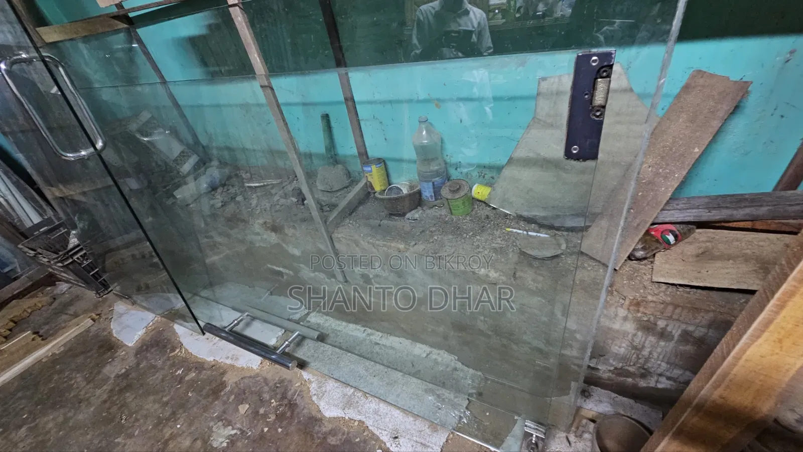 Tempered Glass Door