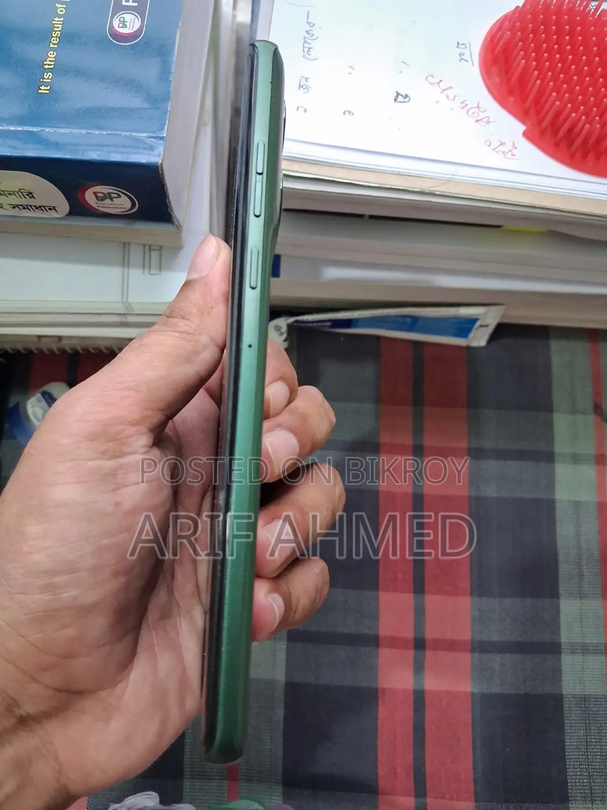 New Motorola G96 256 GB Green