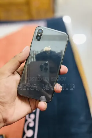 অ্যাপল আইফোন এক্সএস ৫১২ জিবি ব্ল্যাক