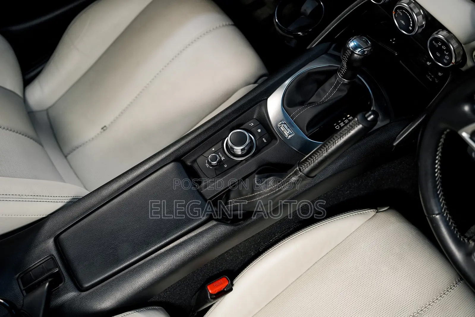Mazda MX-5 2022 Gray