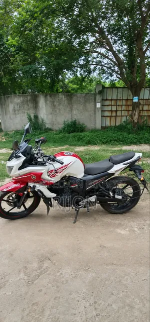 Yamaha Fazer V1 2011 White