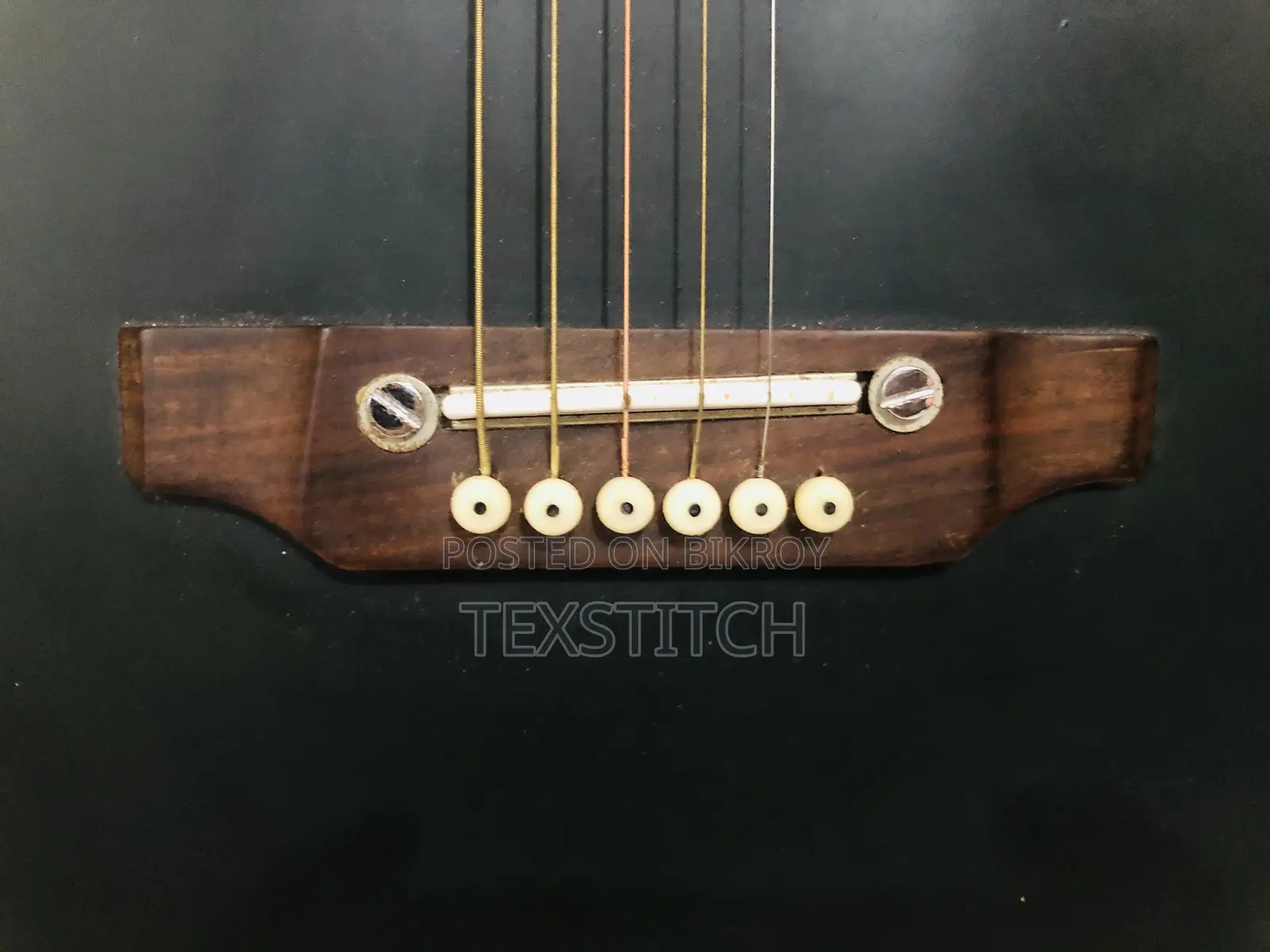 Signature Guiter