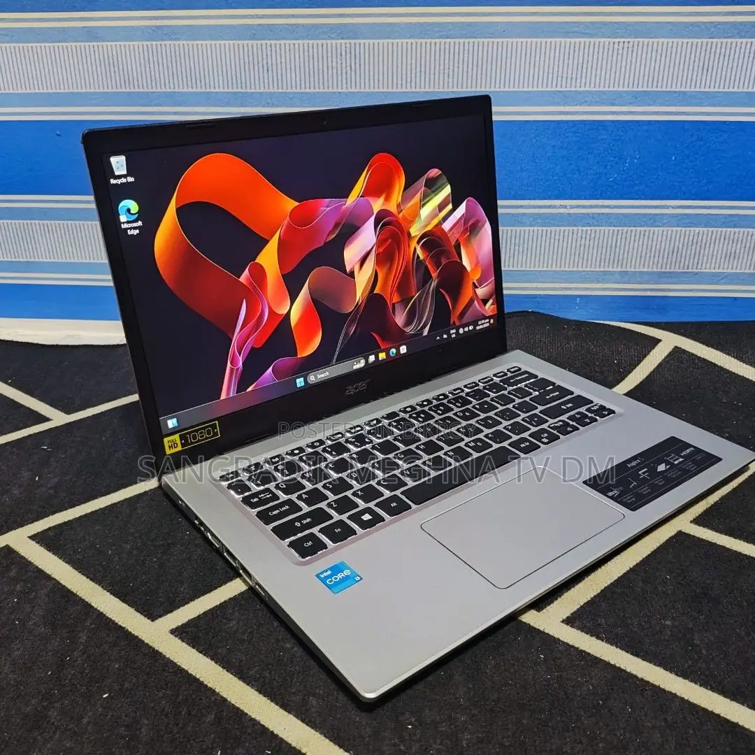 Laptop Acer 4GB Intel SSD 500GB