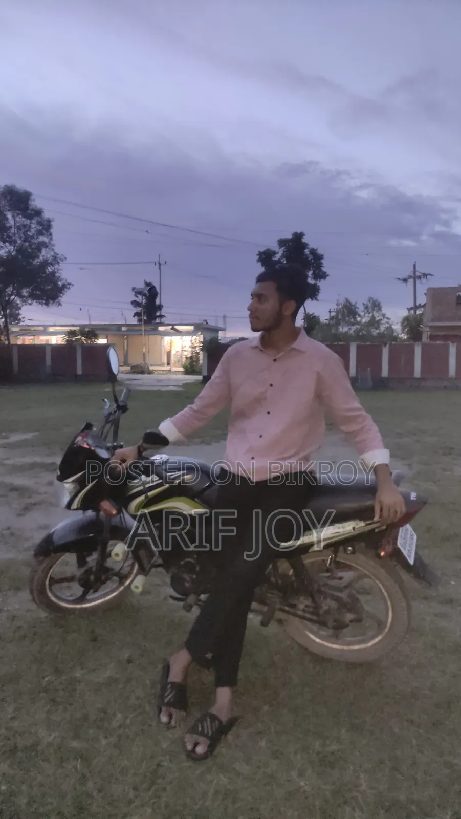 TVS Metro 2016 Green