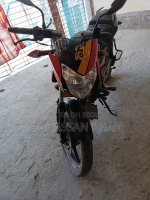 বাজাজ পালসার ১৩৫ এলএস ২০১১ ব্ল্যাক