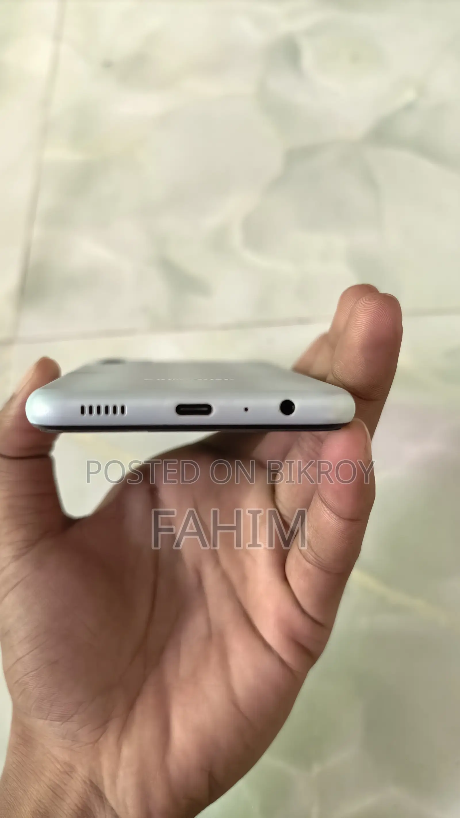 স্যামসাং গ্যালাক্সি এফ১৩ ১২৮ জিবি হোয়াইট