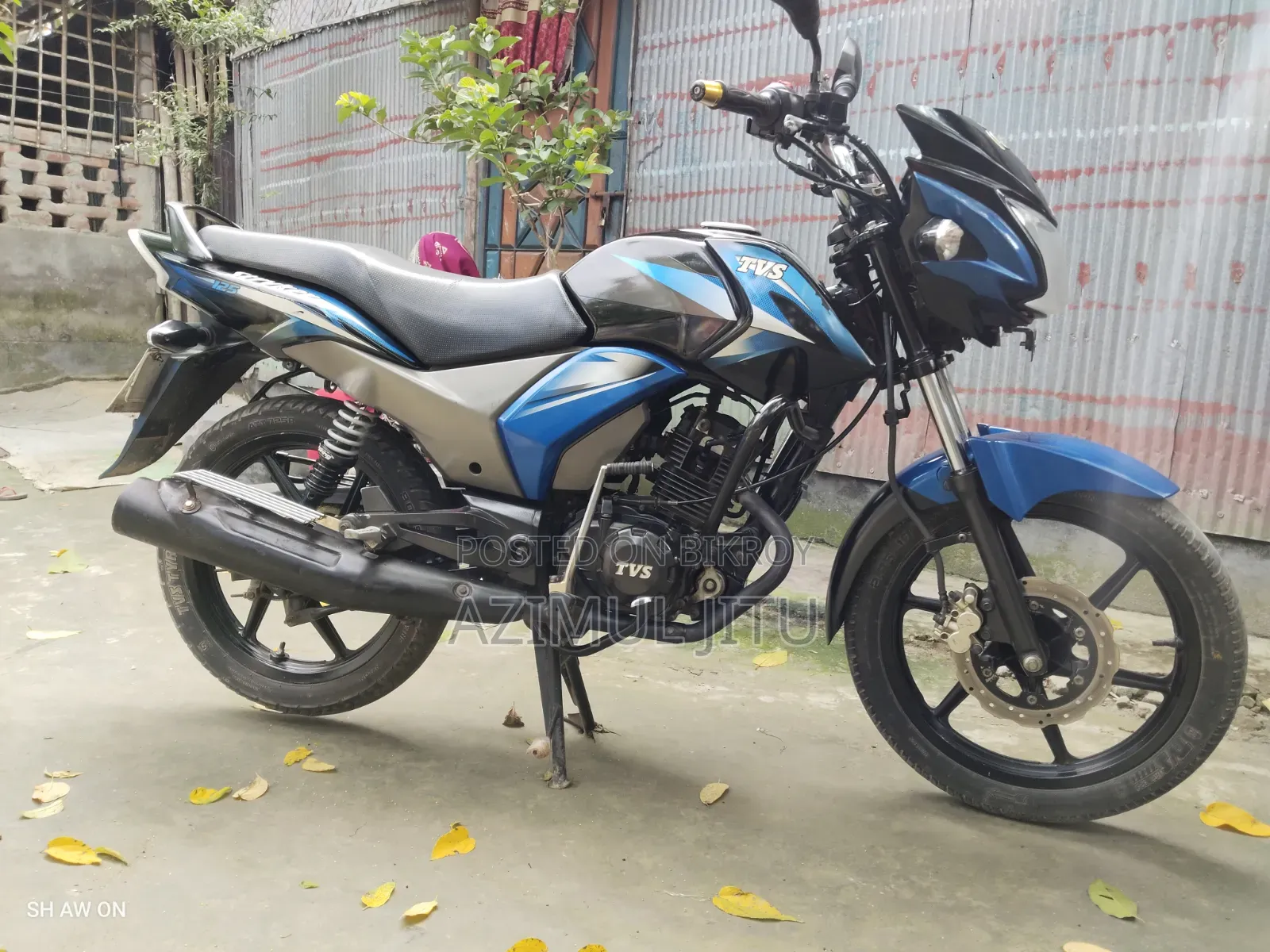 টিভিএস স্ট্রাইকার ১২৫ ২০১৯ নীল