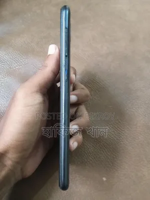 Samsung A10 32 GB Black