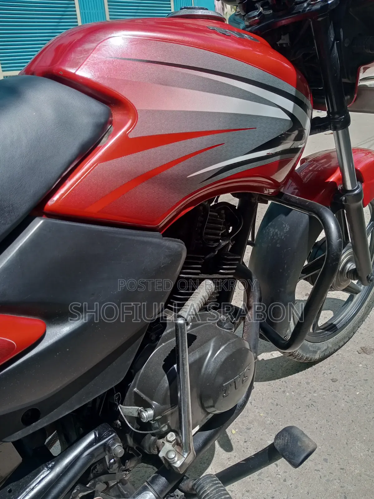 টিভিএস মেট্রো ২০২১ লাল