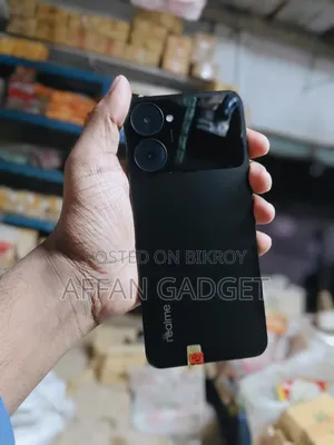 রিয়েলমি ভি৩০ ১২৮ জিবি কালো