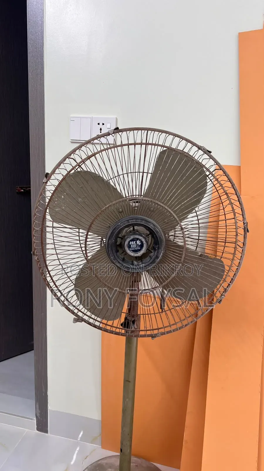 Standing Fan