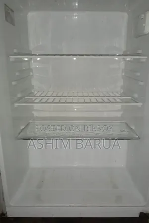 Singer Refrigerator 243 Liter 50/50