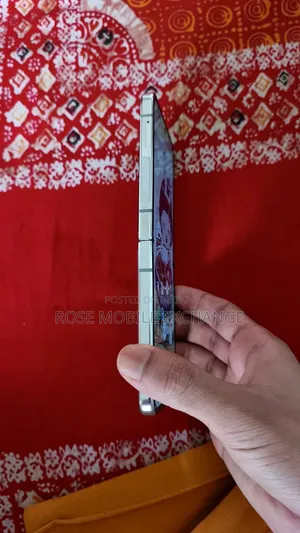 Samsung Galaxy Z Flip 5 256 GB