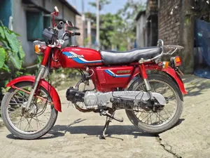 Honda 1990 Red