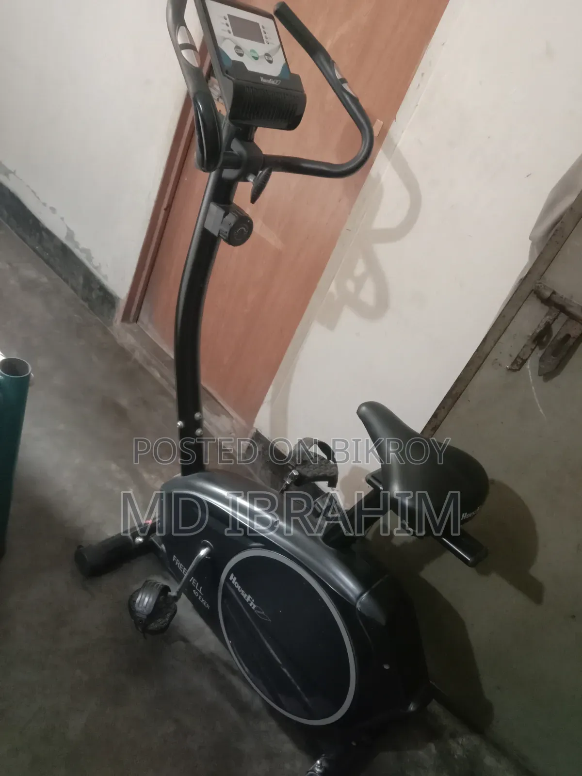 HouseFit Brand Exercise Cycle