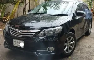 টয়োটা অ্যালিয়ন ২০১৫ কালো