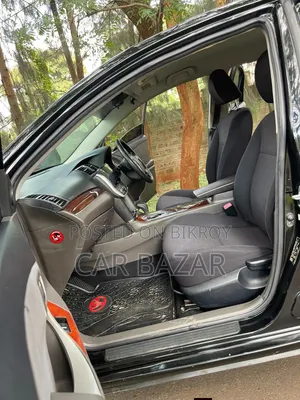 টয়োটা অ্যালিয়ন ২০১৫ কালো