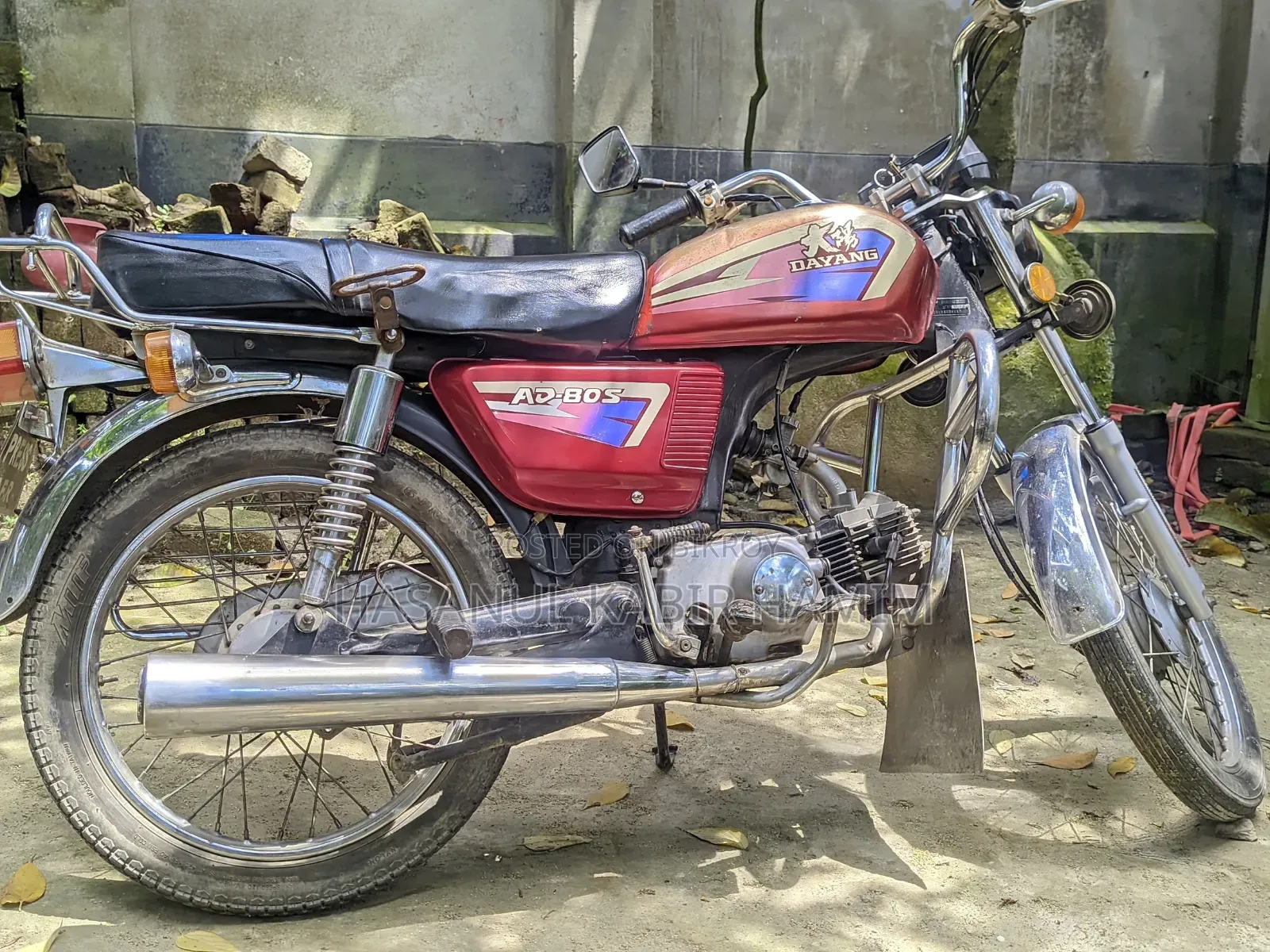 দায়াং ডিওয়াই১০০টি-৬এম ২০১২ রেড