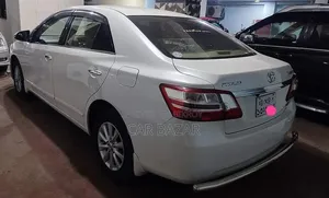 টয়োটা প্রিমিও ১.৫ এফডব্লিউডি ২০১৫ সাদা