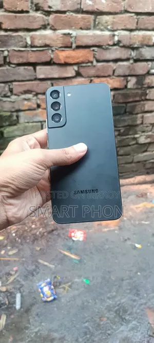 স্যামসাং গ্যালাক্সি এস২২+ ৫জি ১২৮ জিবি ব্ল্যাক