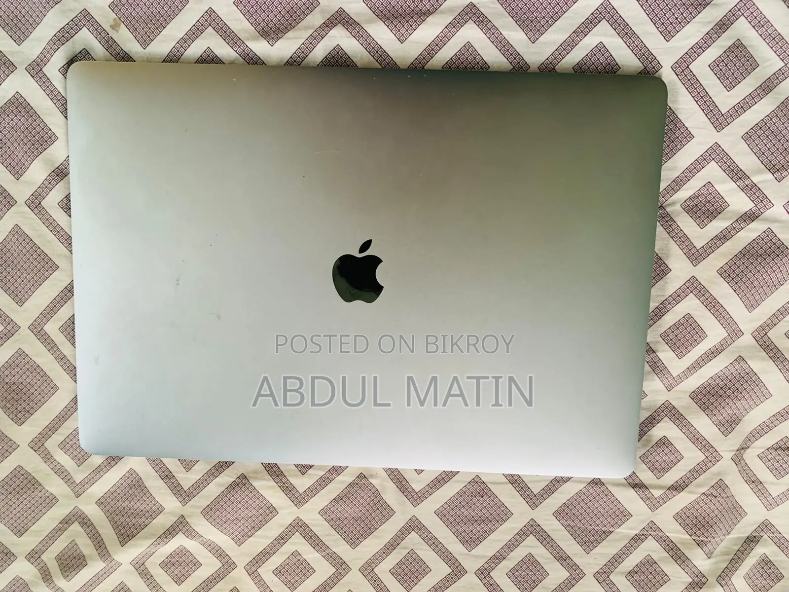 Laptop Apple MacBook Pro 2018 16GB Intel Core I7 SSD 256GB