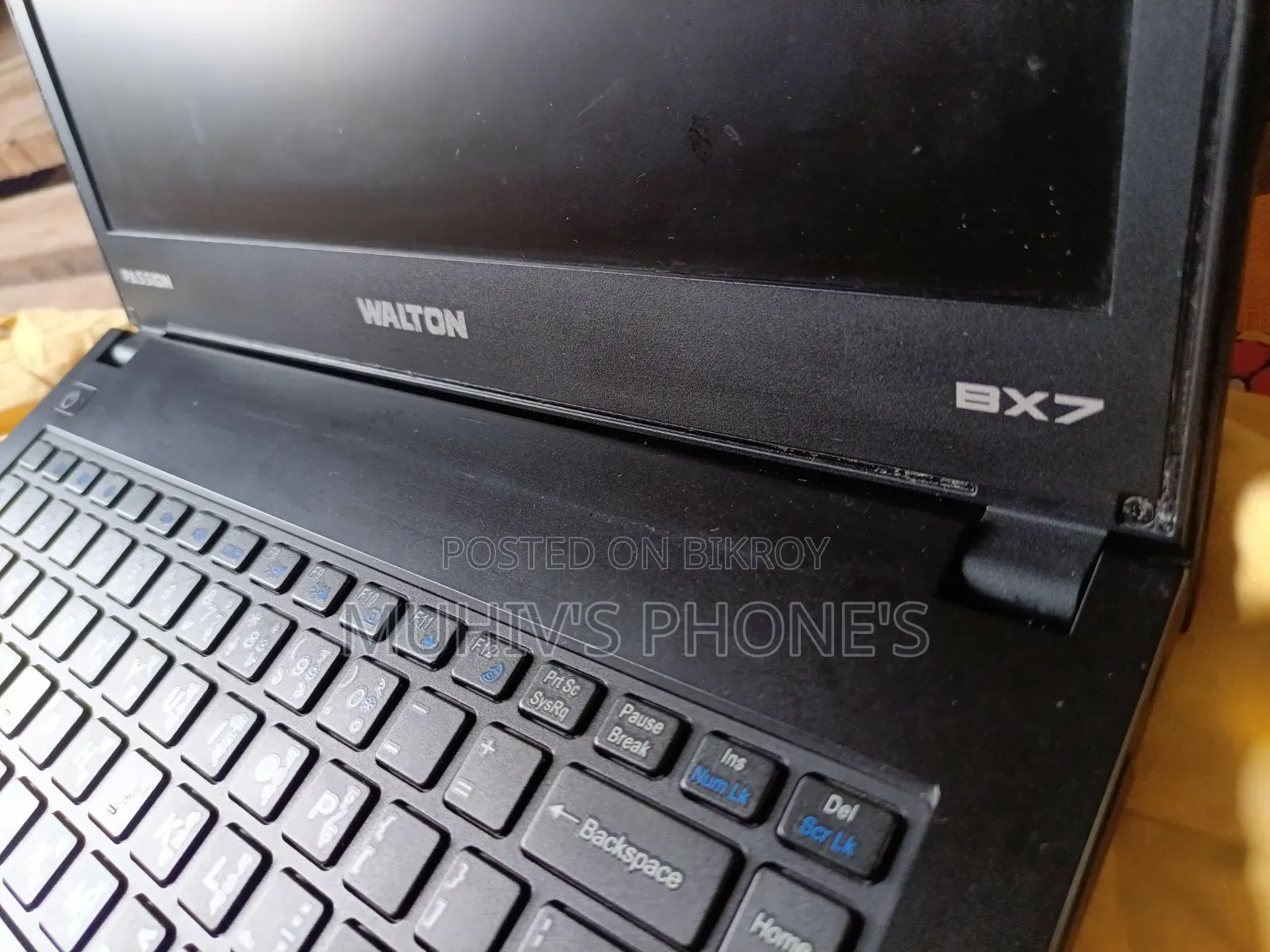 Laptop 8GB Intel Core I7 HDD+SSD 1T