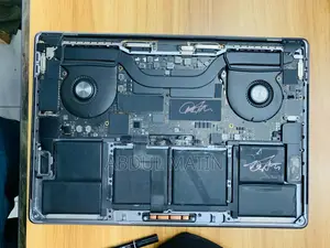 Laptop Apple MacBook Pro 2018 16GB Intel Core I7 SSD 256GB