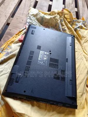 Laptop 8GB Intel Core I7 HDD+SSD 1T