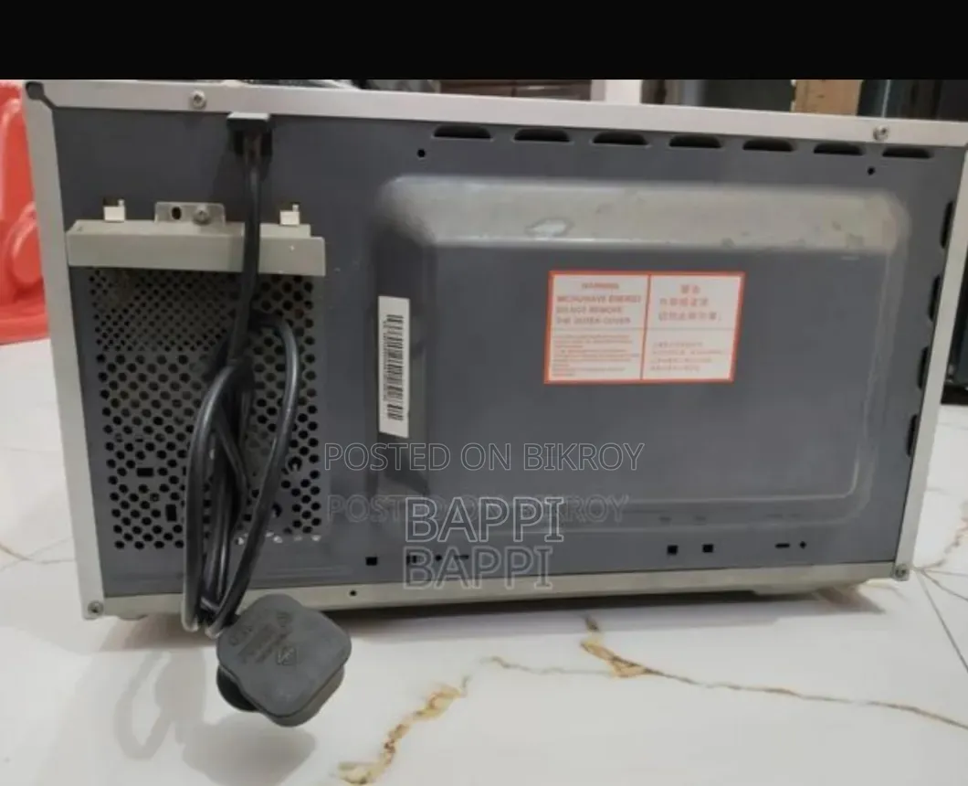 Microwave Oven